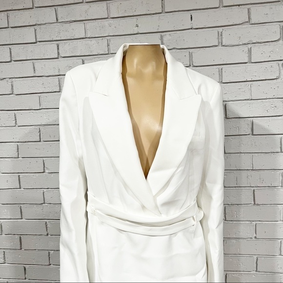 Zara Women’s White Blazer Dress - Picture 8 of 12